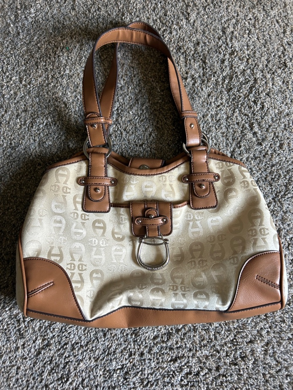 Aigner Classic Tan & Cream Tote Handbag - Designer-Inspired Women’s Bag